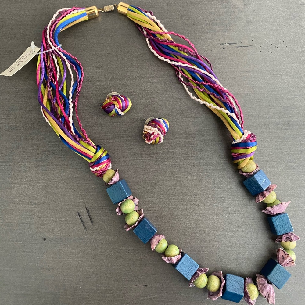 Beautiful color necklace